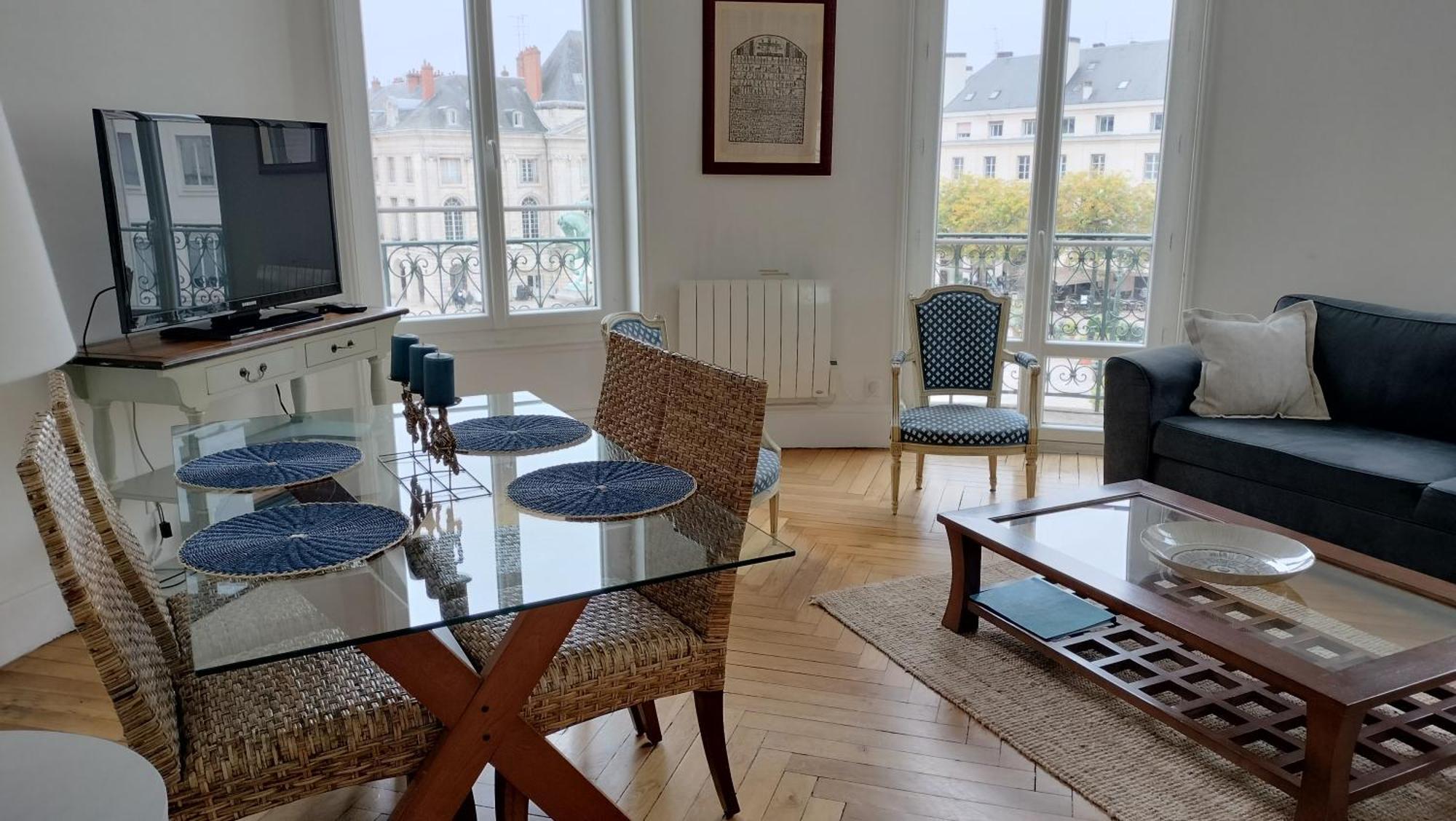 אורליאן Appartement F3 Au Balcon De La Place Du Martroi מראה חיצוני תמונה