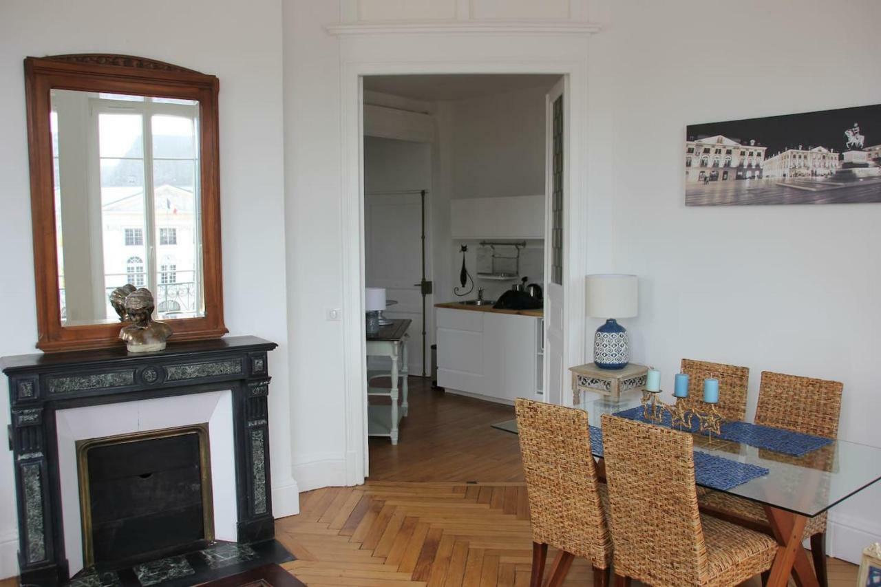 אורליאן Appartement F3 Au Balcon De La Place Du Martroi מראה חיצוני תמונה